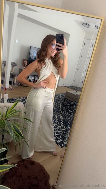katiekushxx