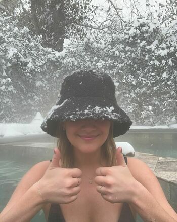 Kelsea Ballerini