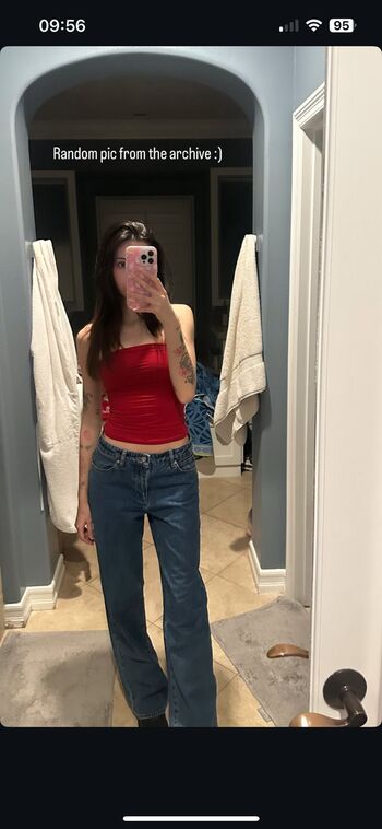 Kiana_akers
