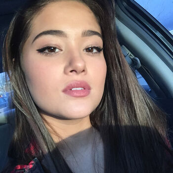 Kierra H Folsom