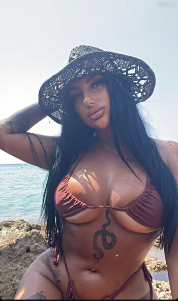 Kikka_93_calabrese