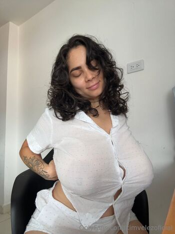 KimVelezOficial