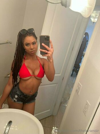 Kira Noir