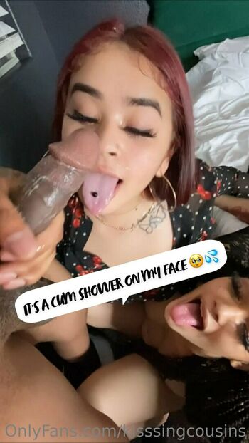 kisssingcousins