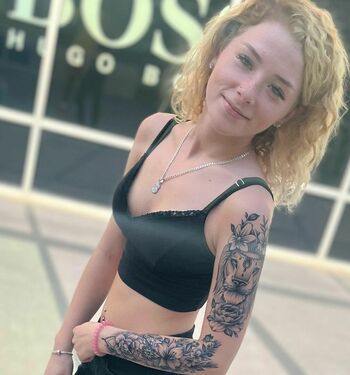 Kris Marie