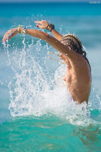 Lady Victoria Hervey