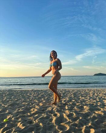 Larissa Manoela
