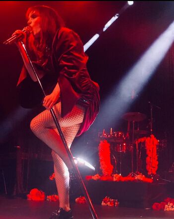 Lauren Mayberry
