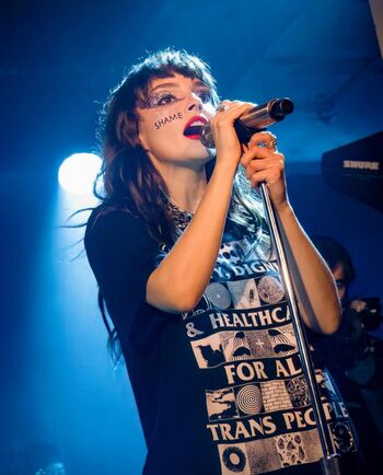 Lauren Mayberry