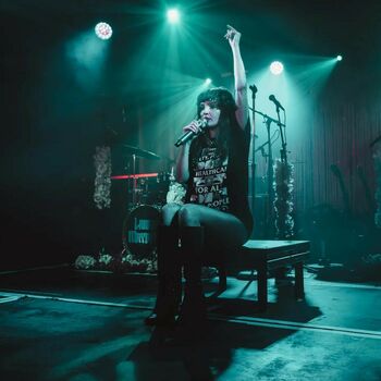 Lauren Mayberry
