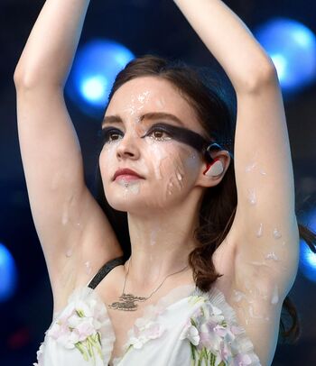 Lauren Mayberry