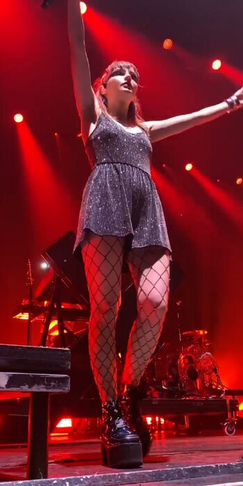 Lauren Mayberry