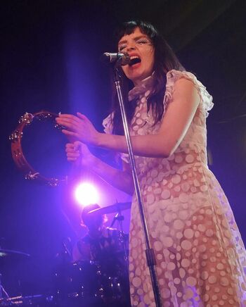 Lauren Mayberry