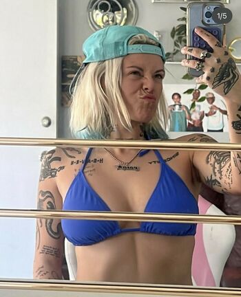 Lauren Sanderson