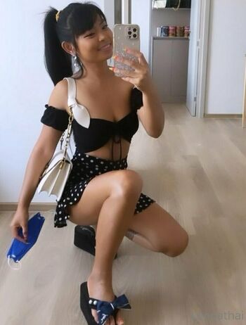 Leona Thai