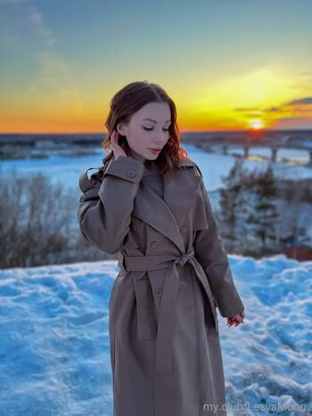 Lesya Moon