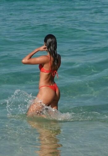 Leticia Salles