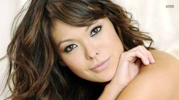 Lindsay Price