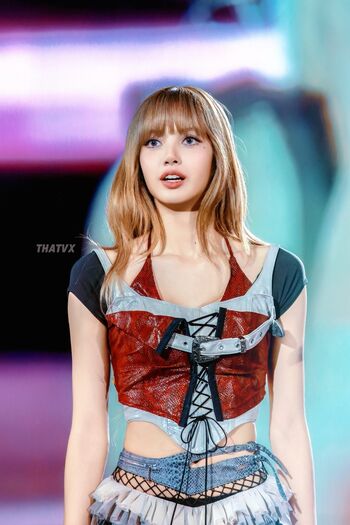Lisa Blackpink