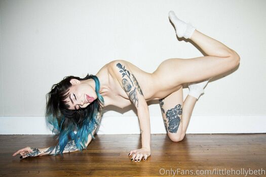 littlehollybeth