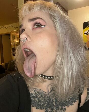 Long Tongue Fetish