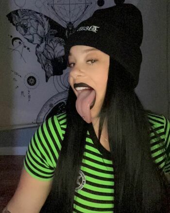 Long Tongue Fetish