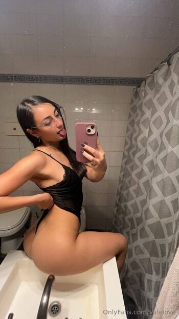 lovely_valentinaa