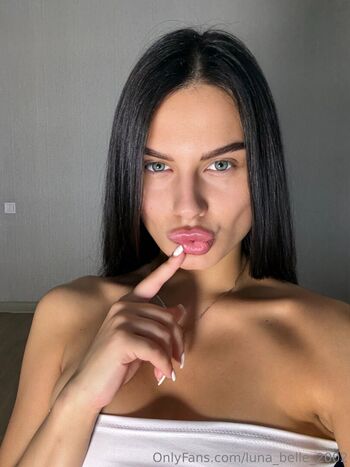 luna_belle_2002