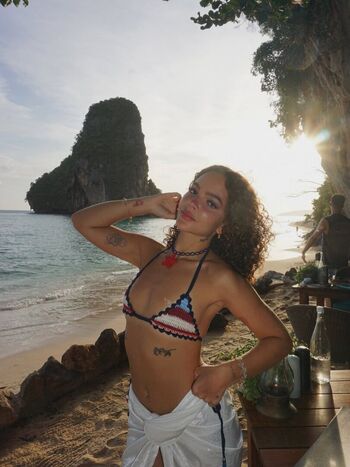 Mel Maia