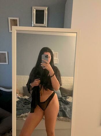Melanie Blaze