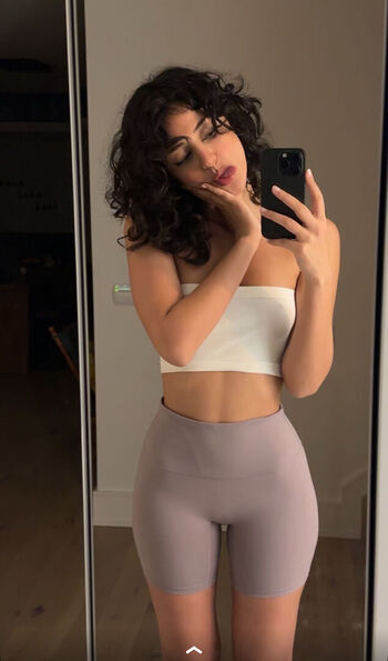 Melody Oz