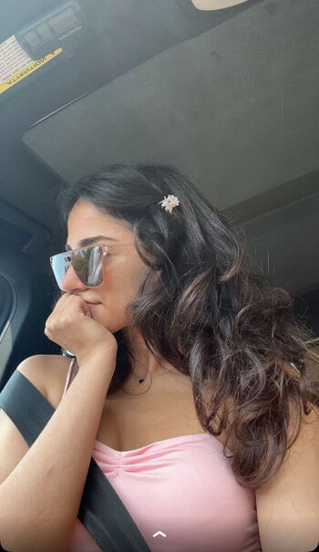 Melody Oz