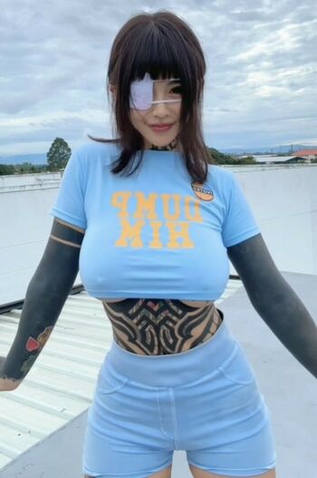Mia19951226