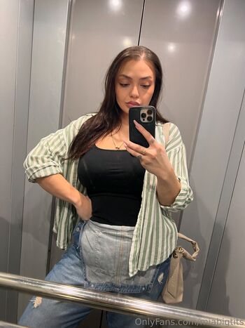 MiaBigTits