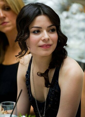 Miranda Cosgrove