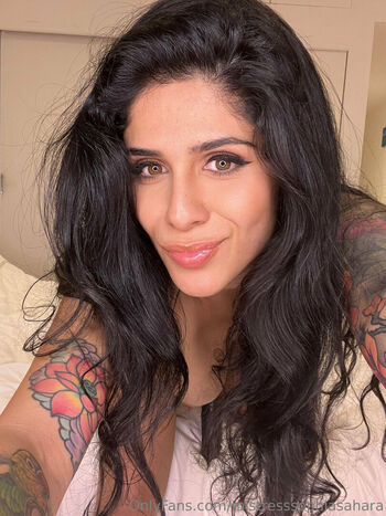 mistresssophiasahara