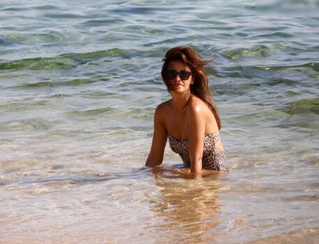 Monica Cruz