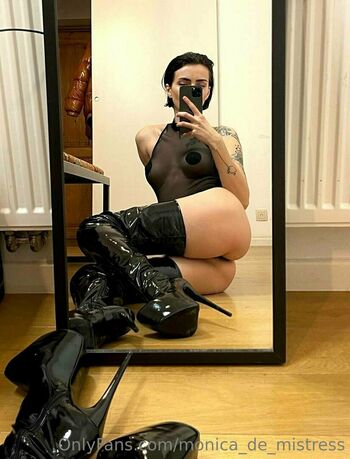 monica_de_mistress
