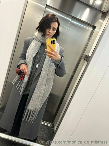 monica_de_mistress