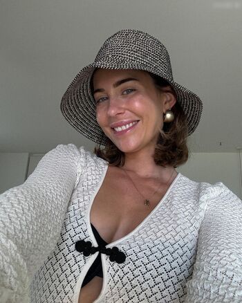 Mrs.Bella