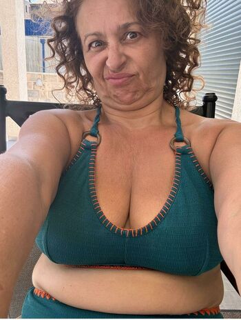 Nadia Sawalha