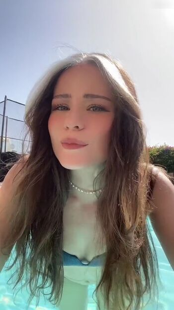 nadinebreaty