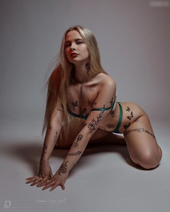 nadja wfrth