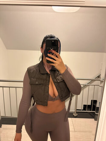 nahrinblack