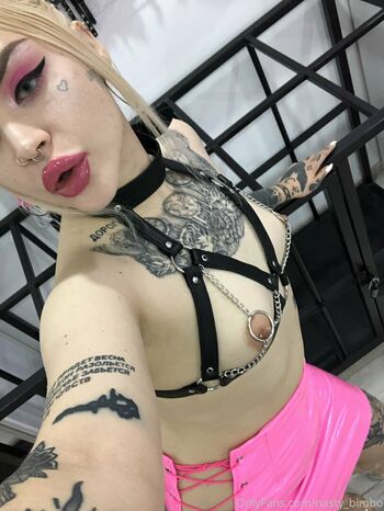 nasty_bimbo