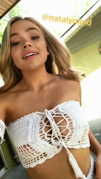 Natalie Alyn Lind