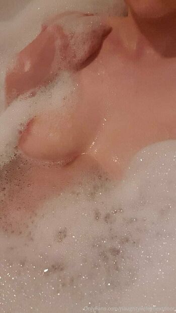 naughtywifeynextdoor