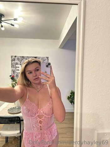 nerdyhayley69