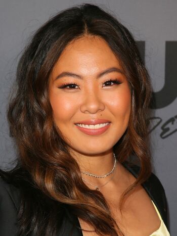 Nicole Kang