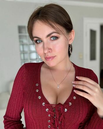 Nicole Ross